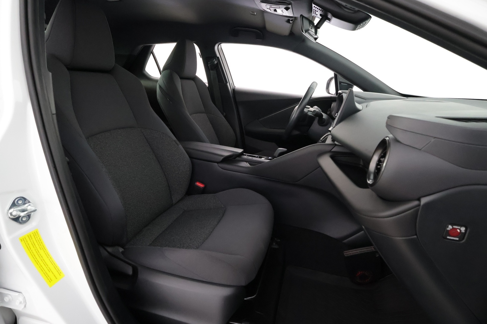 TOYOTA C-HR 2024