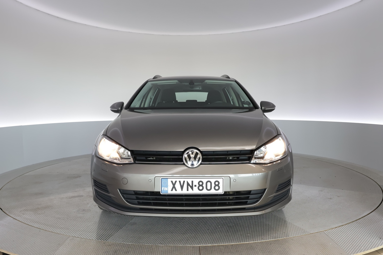 VOLKSWAGEN Golf 2014