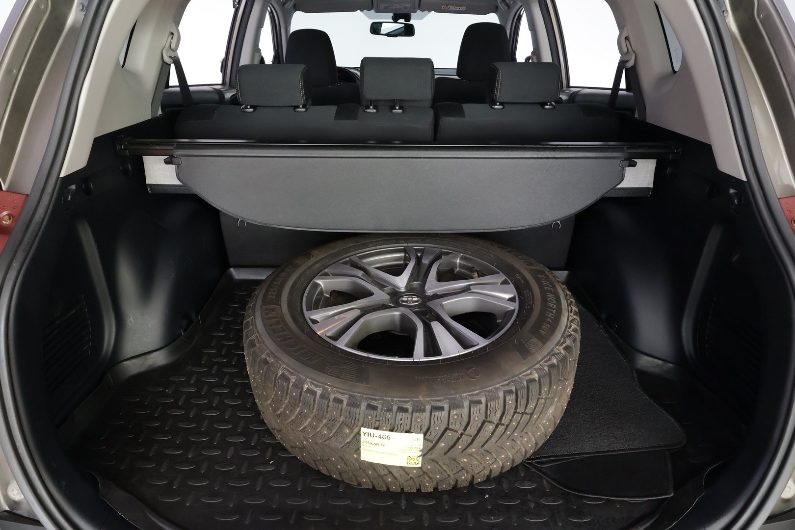 TOYOTA RAV4 2015