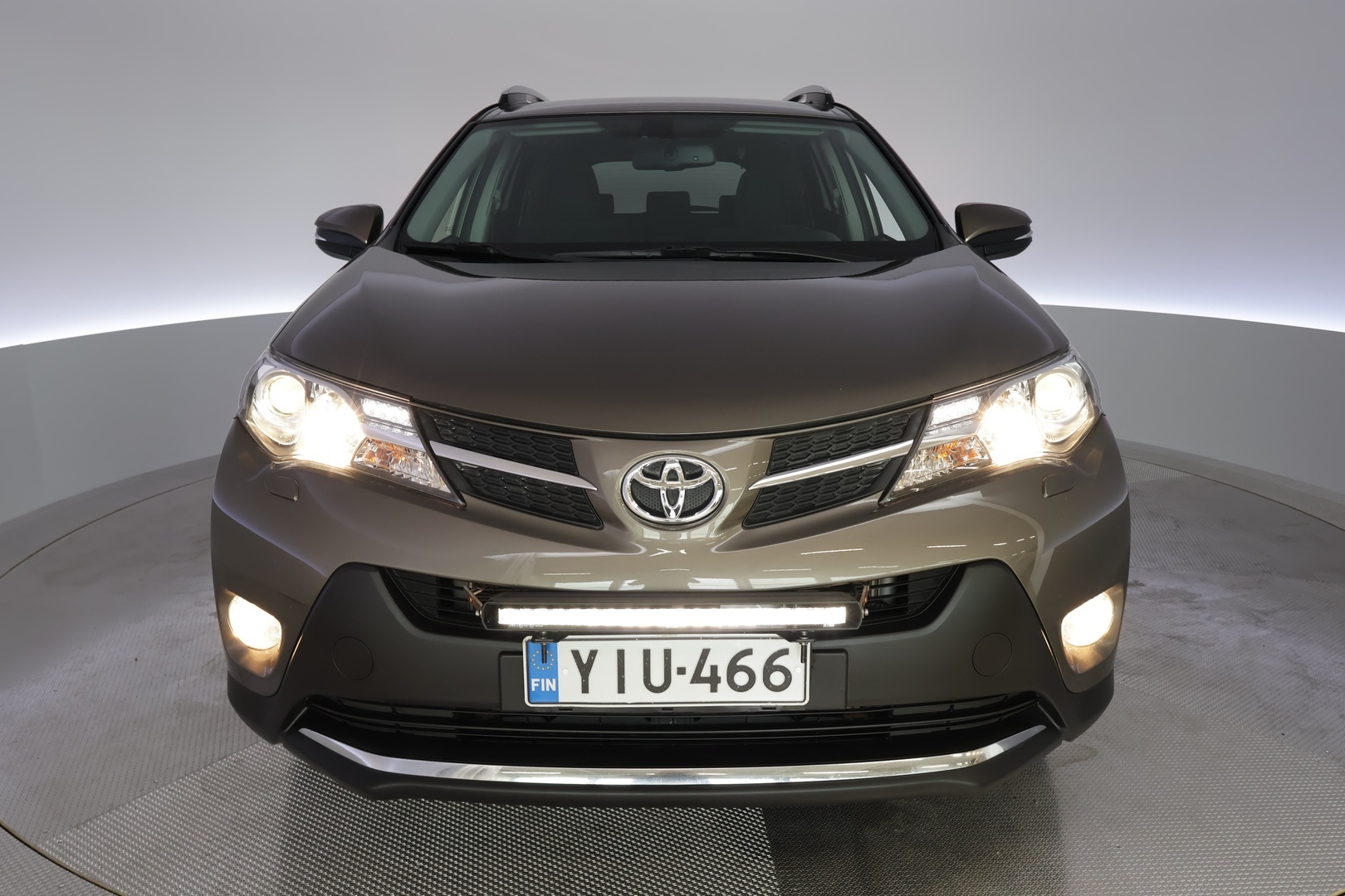 TOYOTA RAV4 2015
