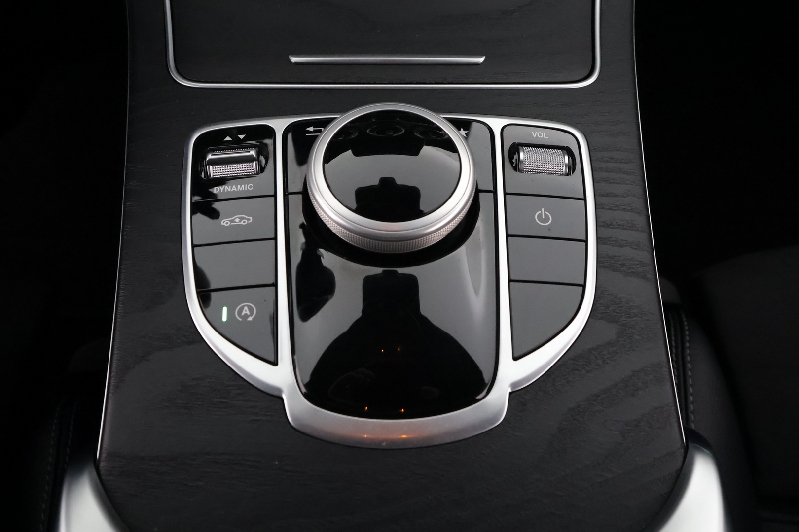 MERCEDES-BENZ C 2017