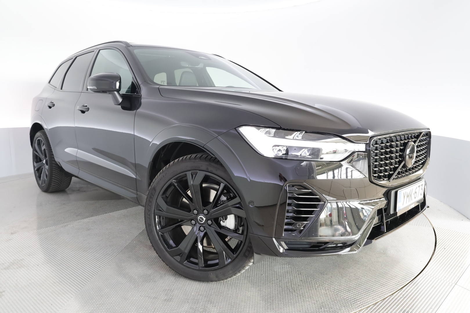 VOLVO XC60 2025
