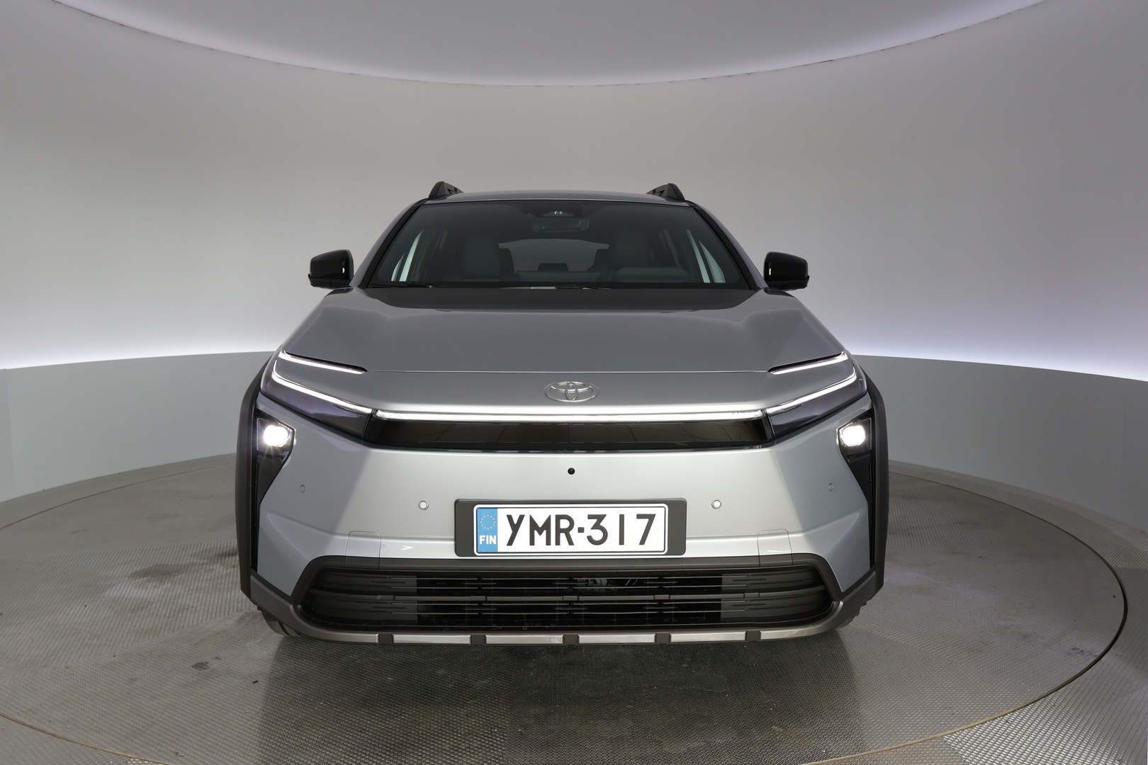 TOYOTA bZ4X Touring 2025