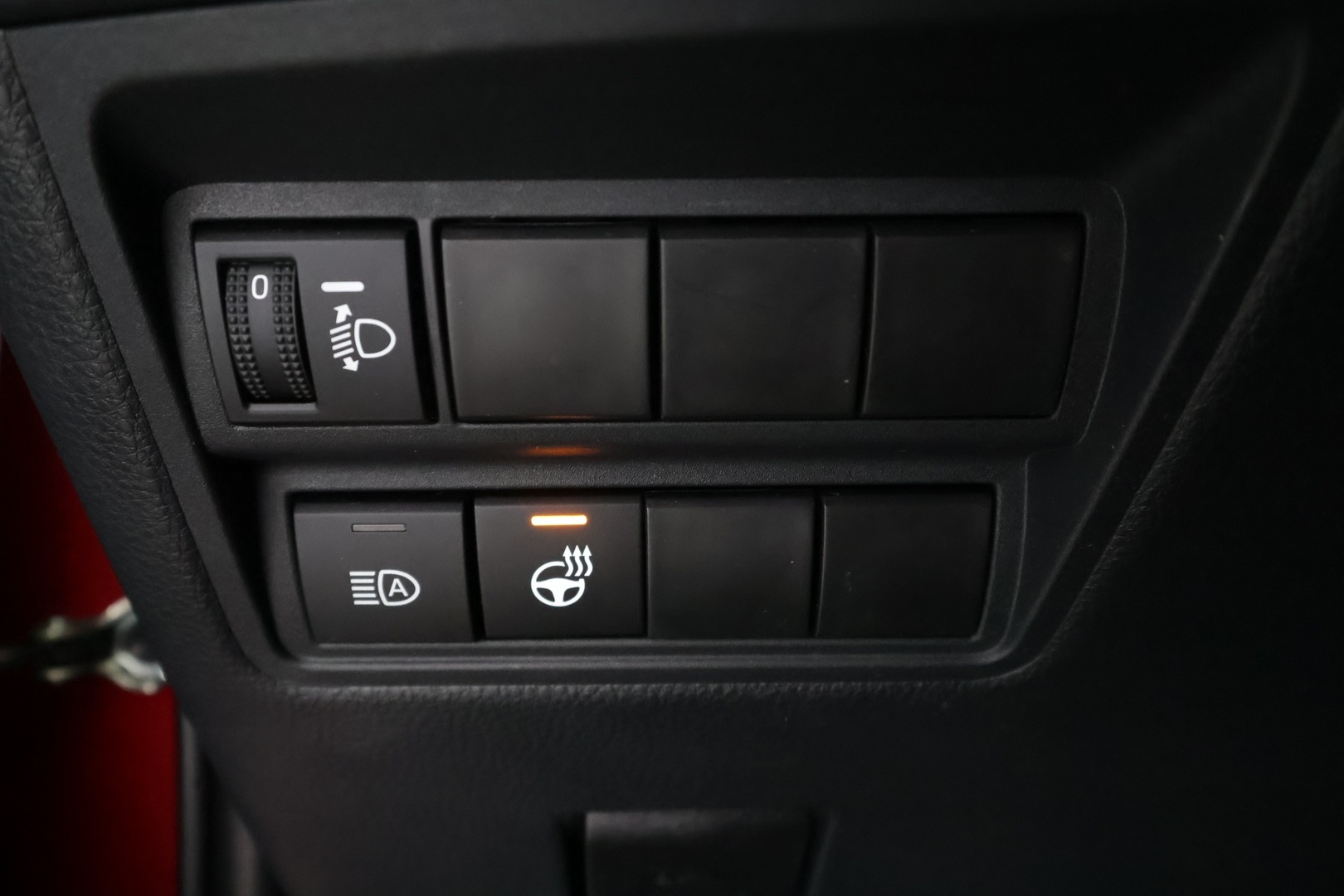 TOYOTA Yaris 2025