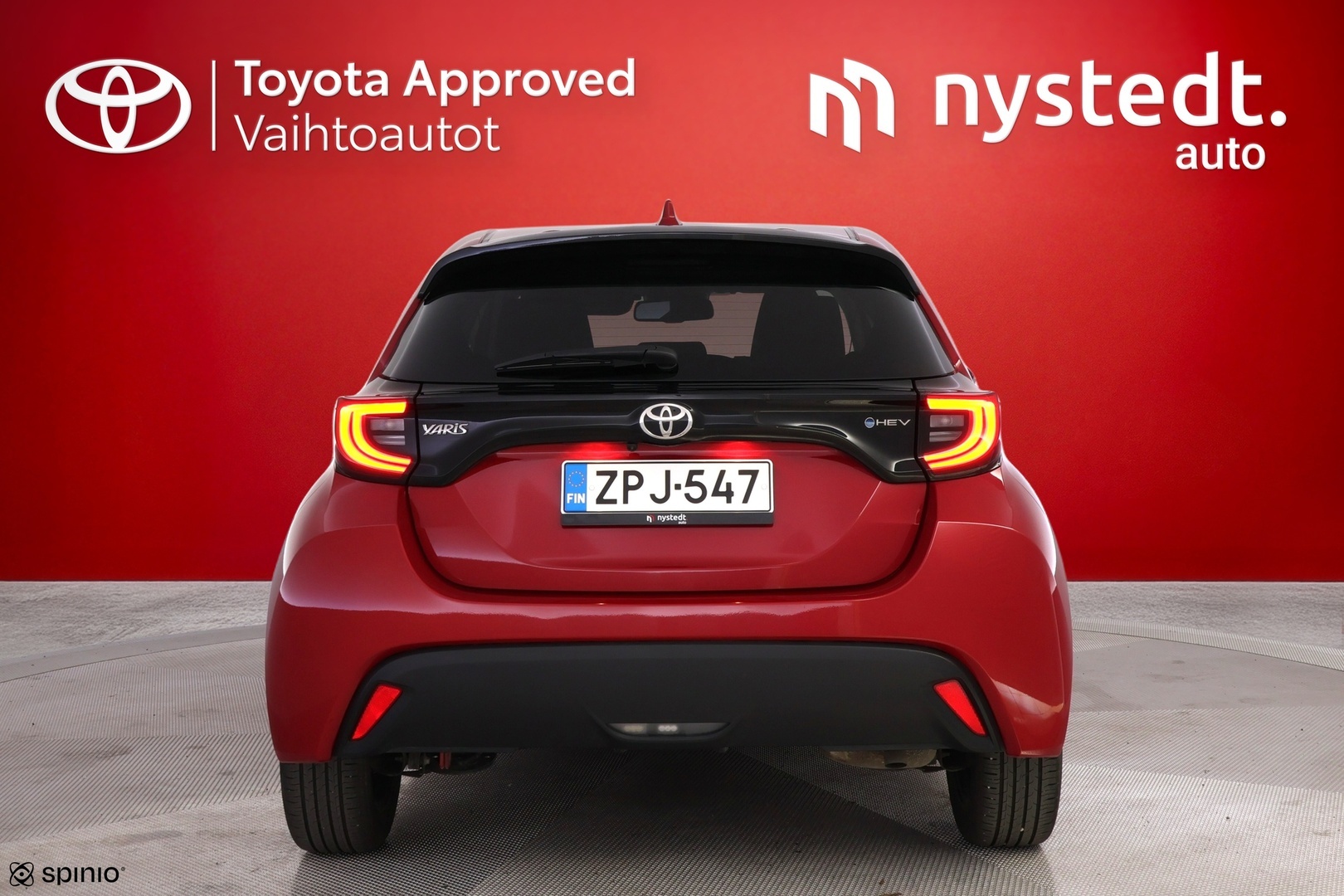 TOYOTA Yaris 2025
