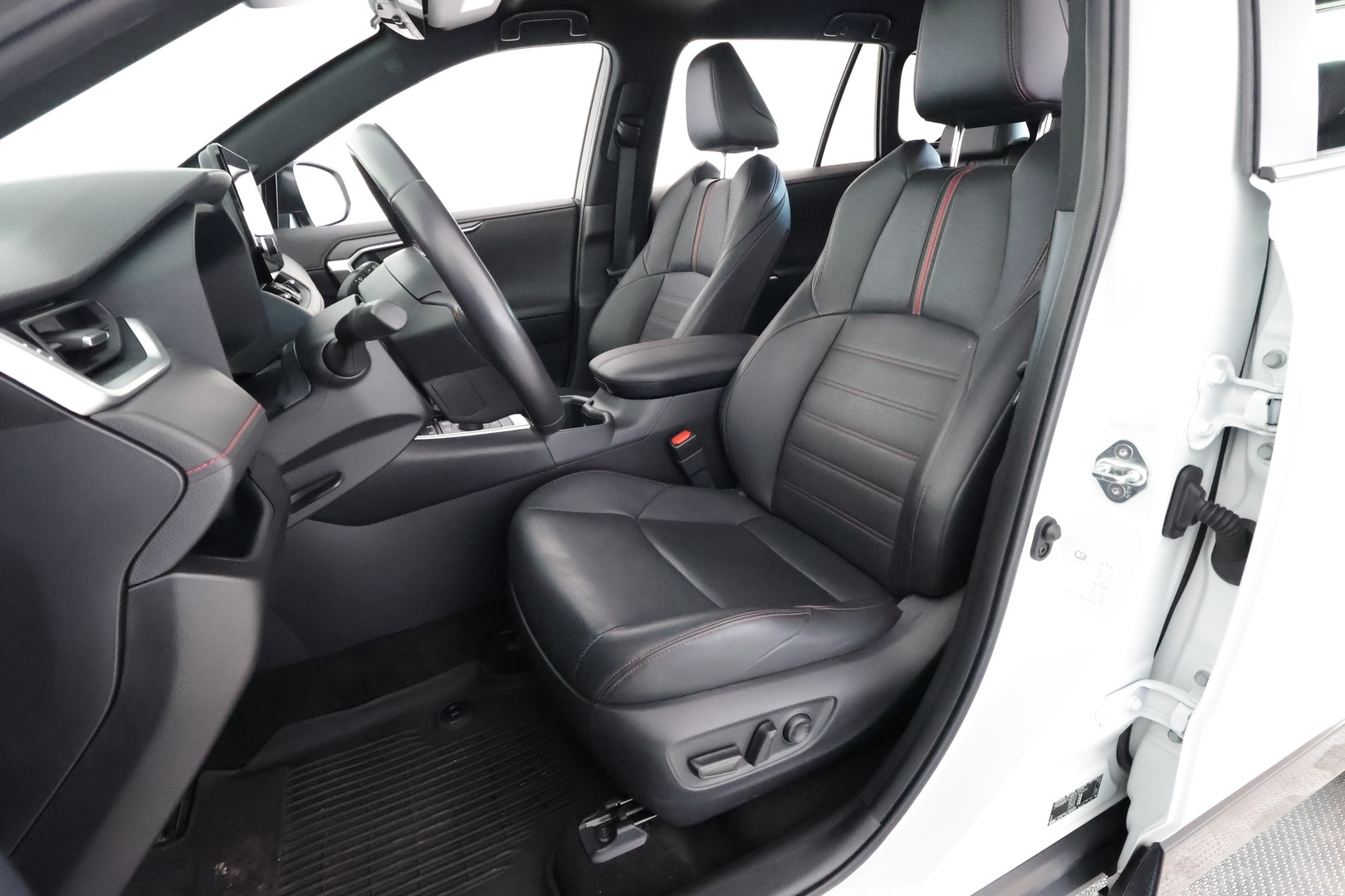 TOYOTA RAV4 PLUG-IN 2023