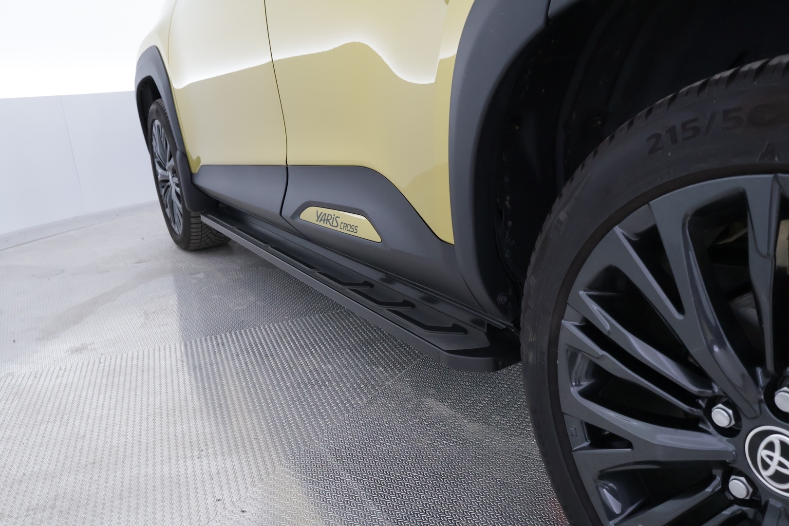 TOYOTA YARIS CROSS 2021