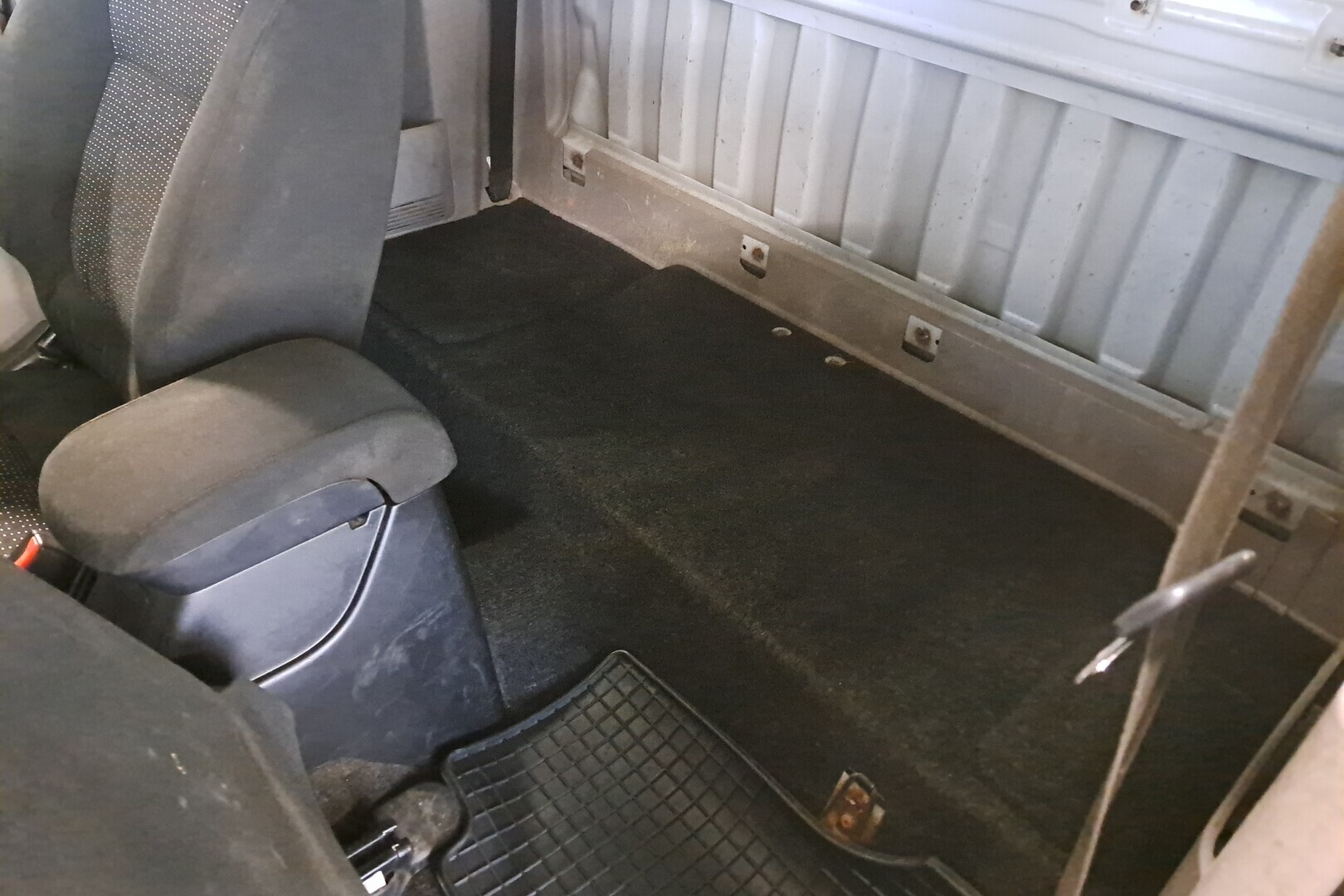 MITSUBISHI L200 2012