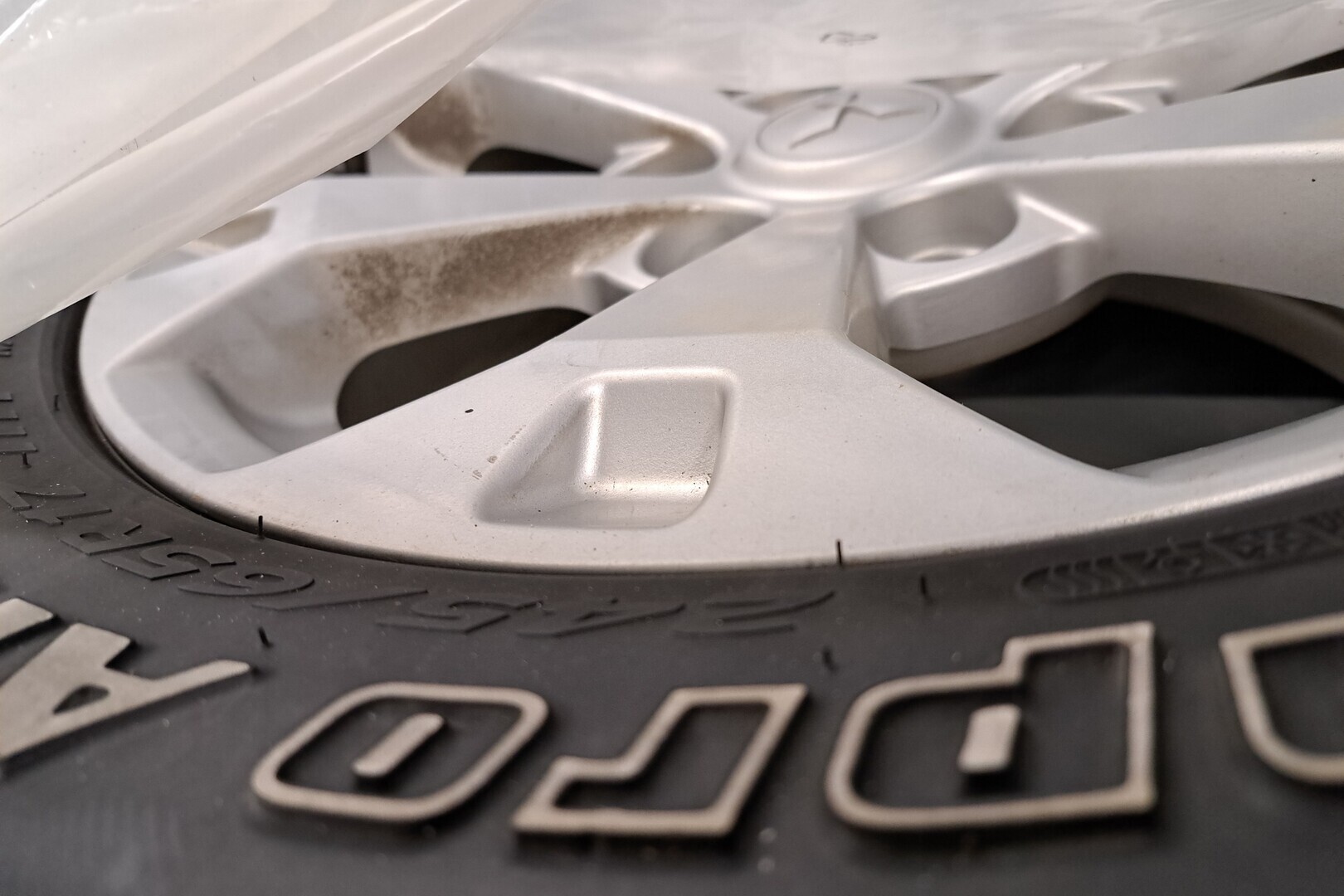 MITSUBISHI L200 2012