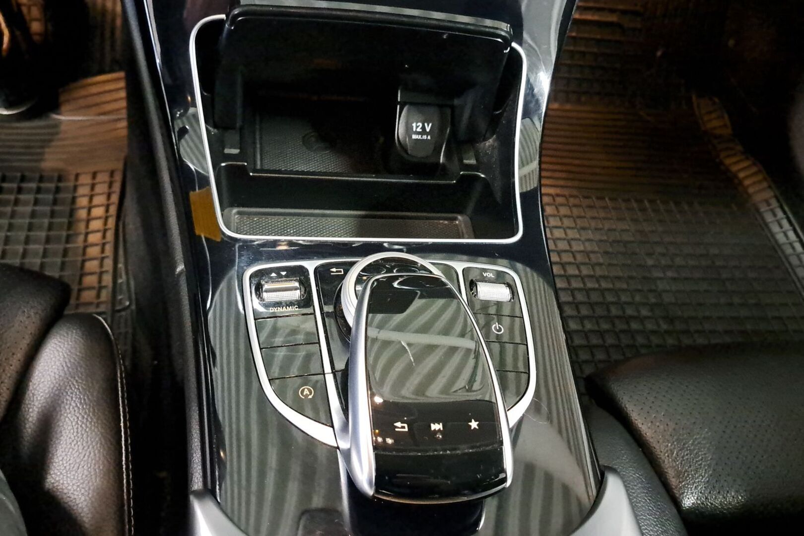 MERCEDES-BENZ C 2018
