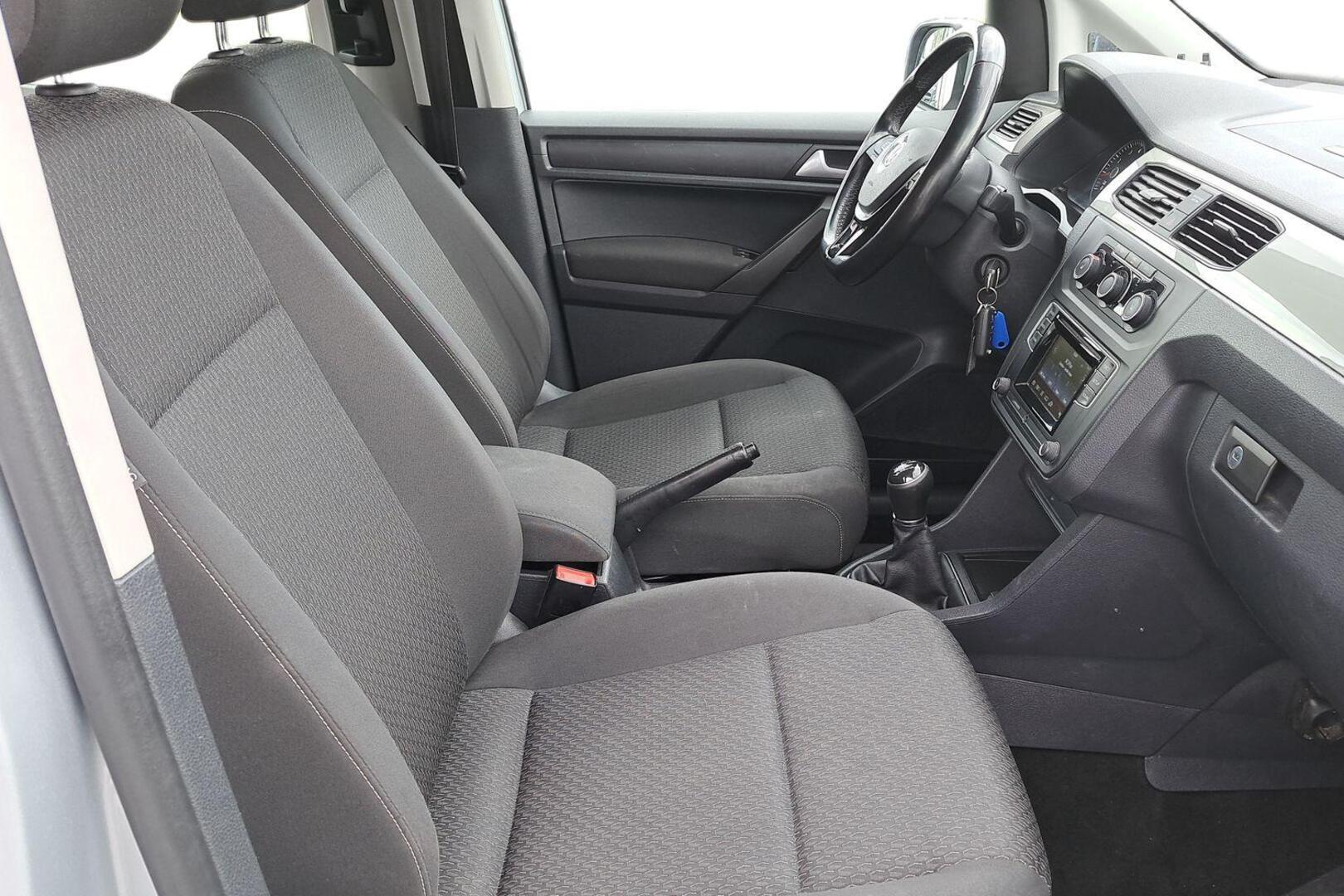 VOLKSWAGEN Caddy Maxi 2015