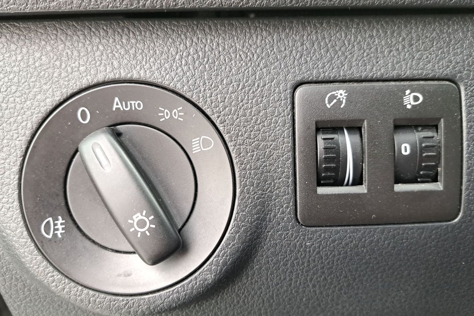 VOLKSWAGEN Caddy Maxi 2015
