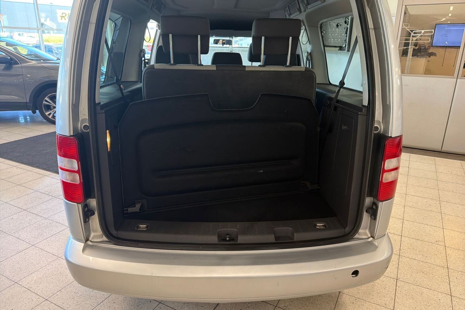 VOLKSWAGEN Caddy Maxi 2013
