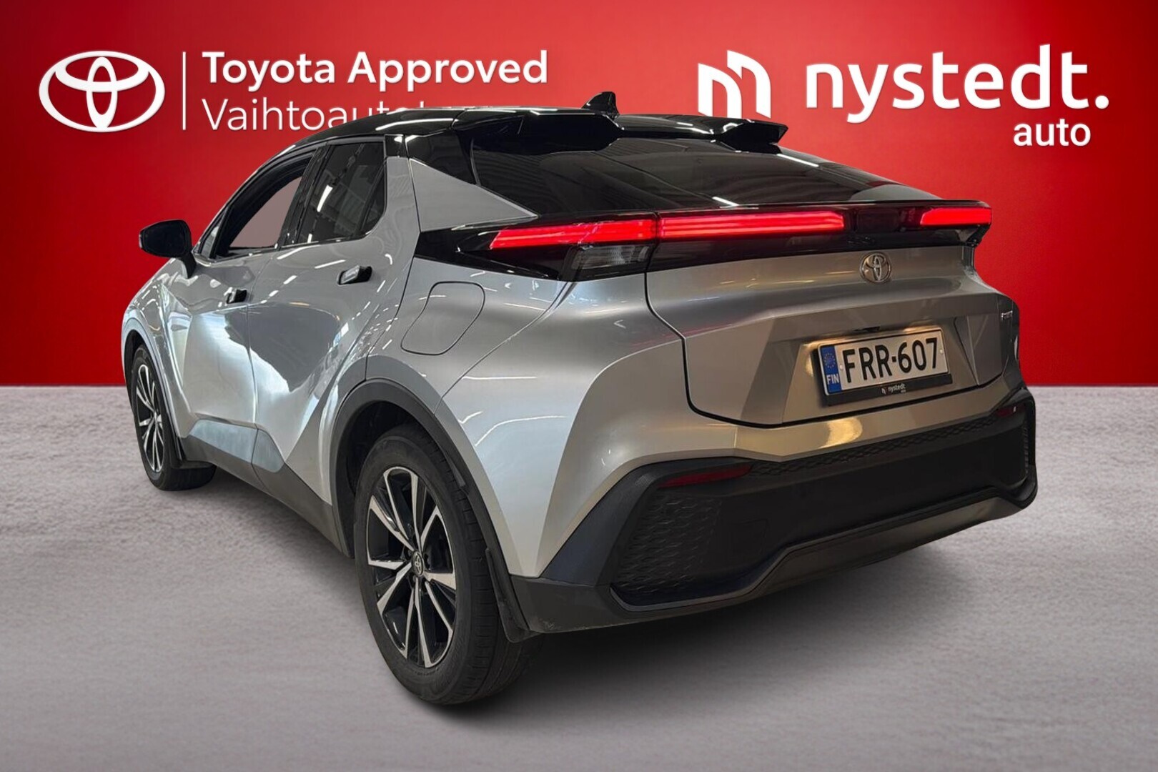 TOYOTA C-HR 2024