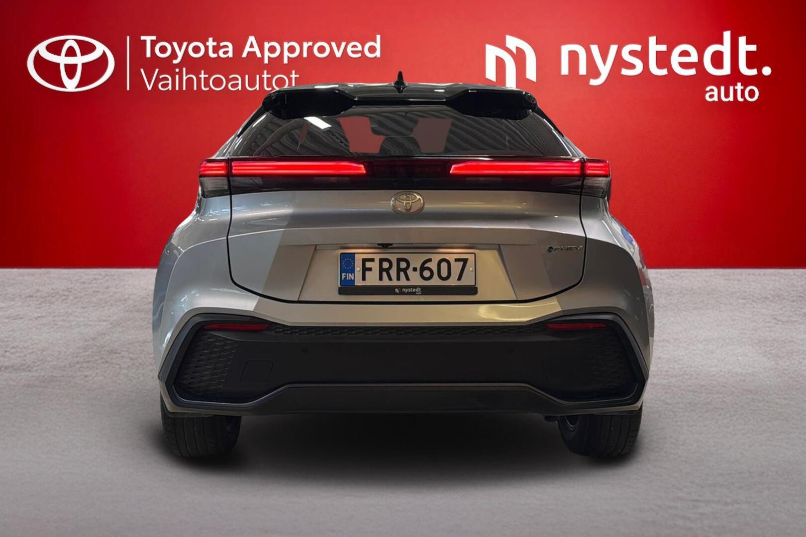 TOYOTA C-HR 2024