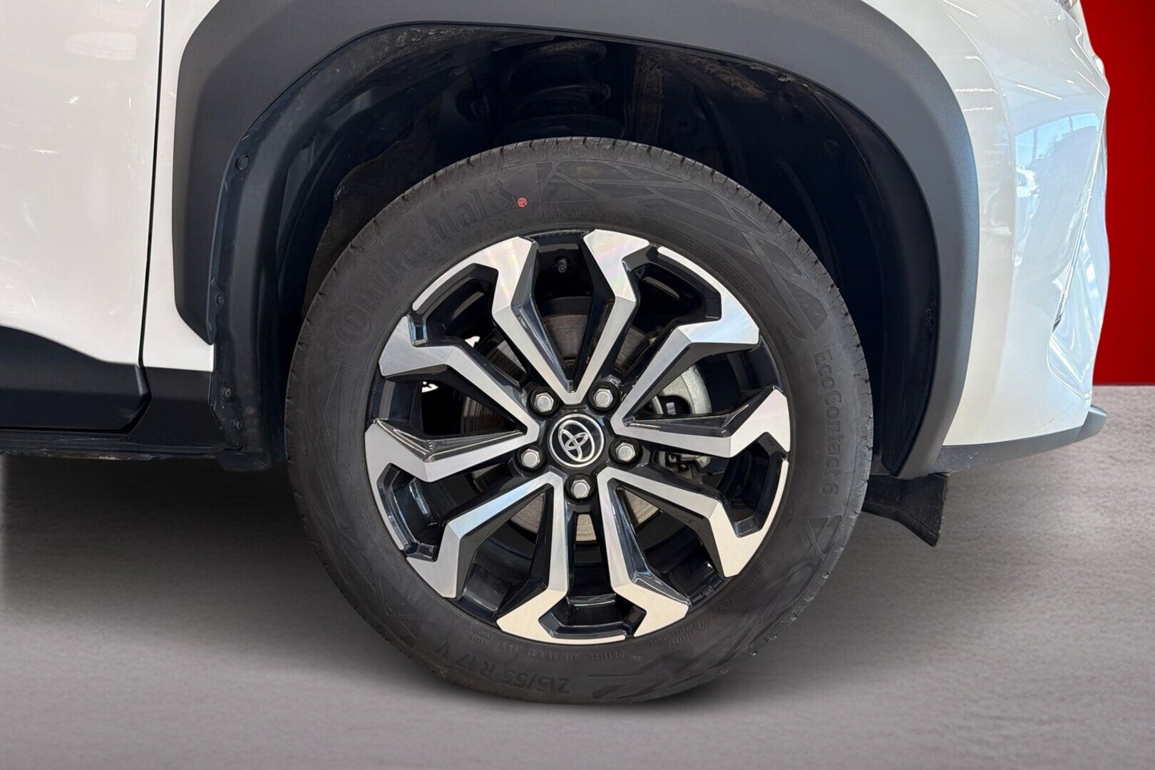 TOYOTA Yaris Cross 2025