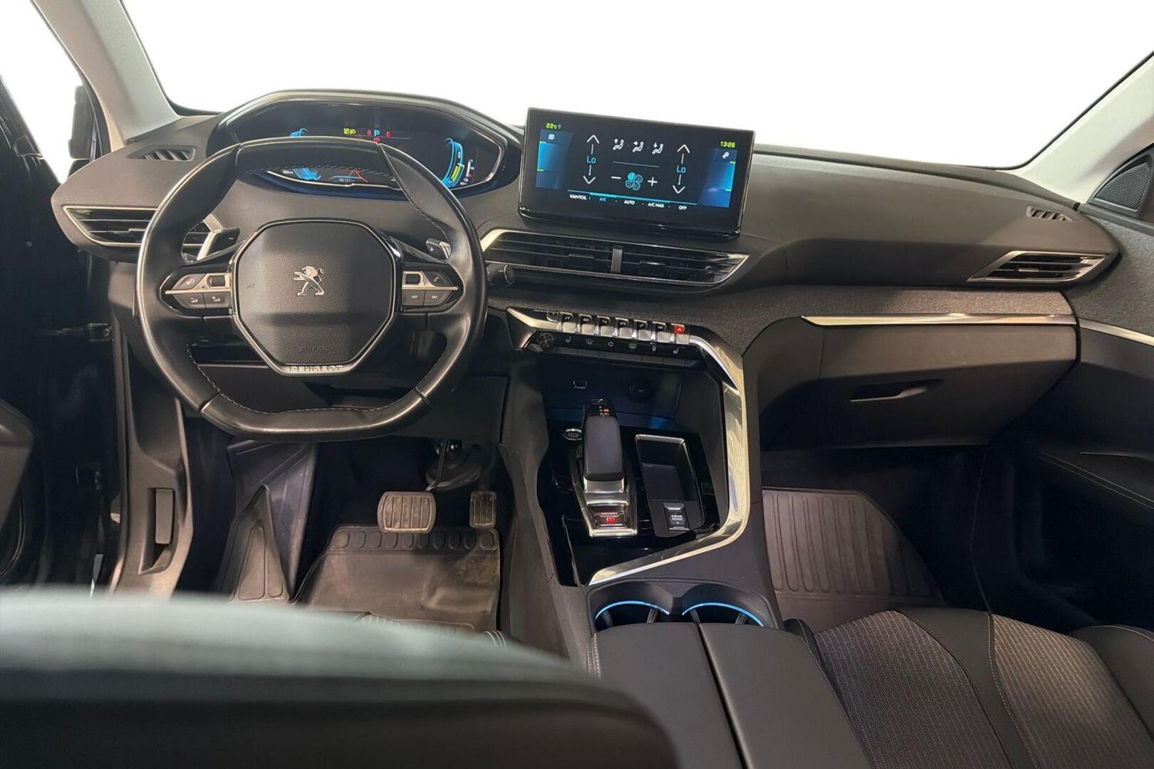 PEUGEOT 3008 2021