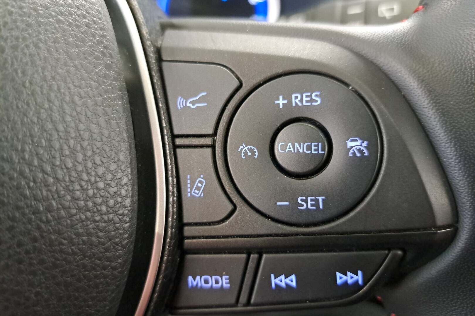 TOYOTA RAV4 Plug-in 2022