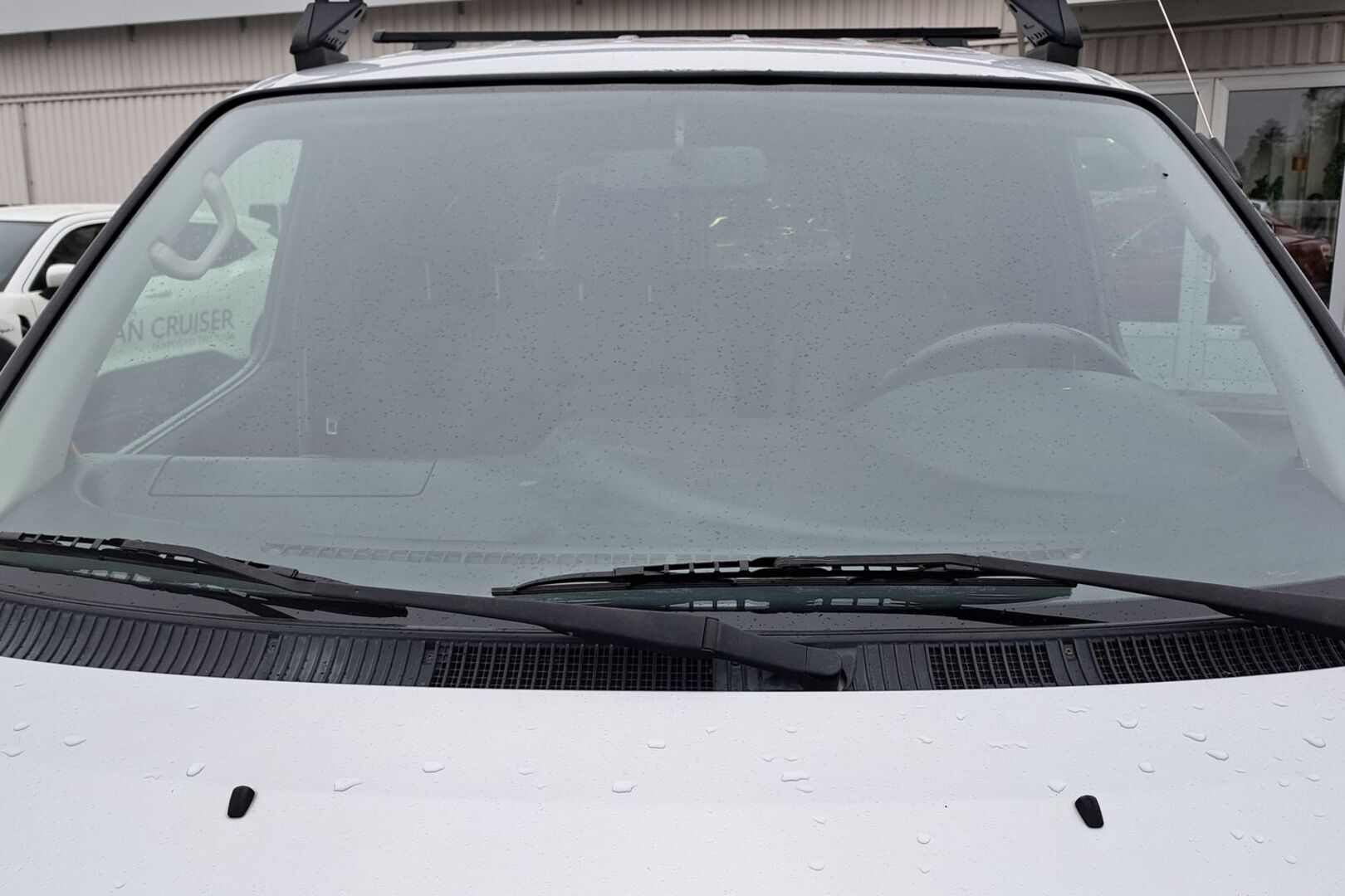 TOYOTA Hiace 2011