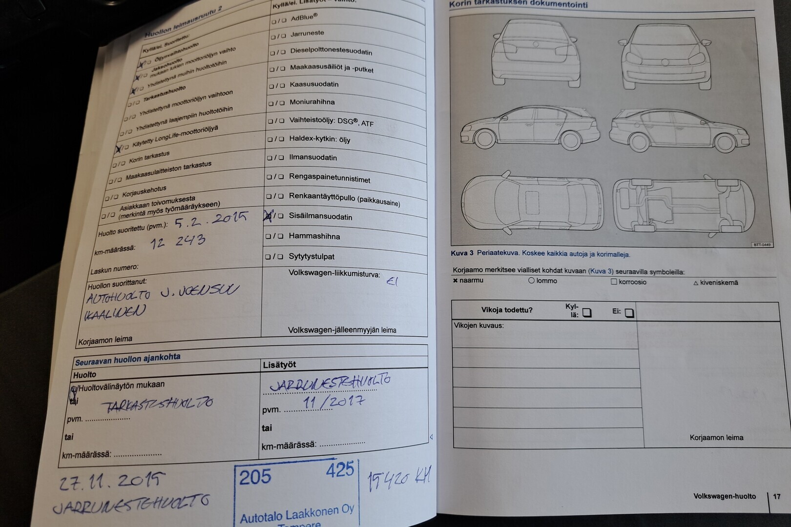 VOLKSWAGEN Polo 2012