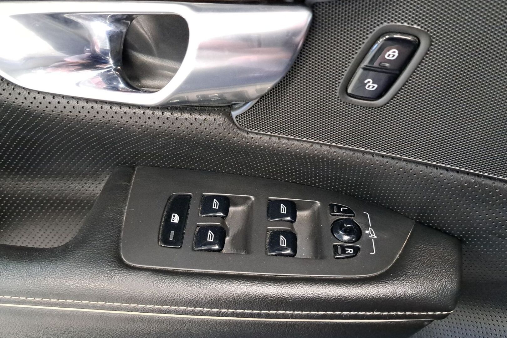 VOLVO V90 2018