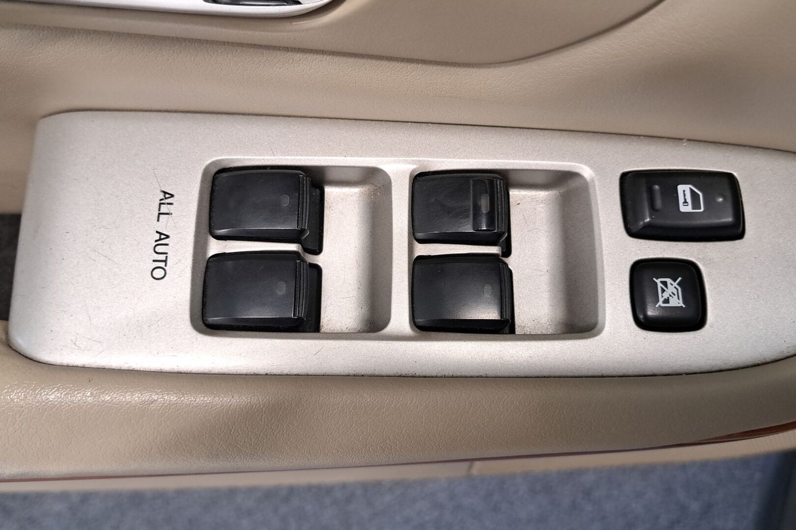 LEXUS RX 2003