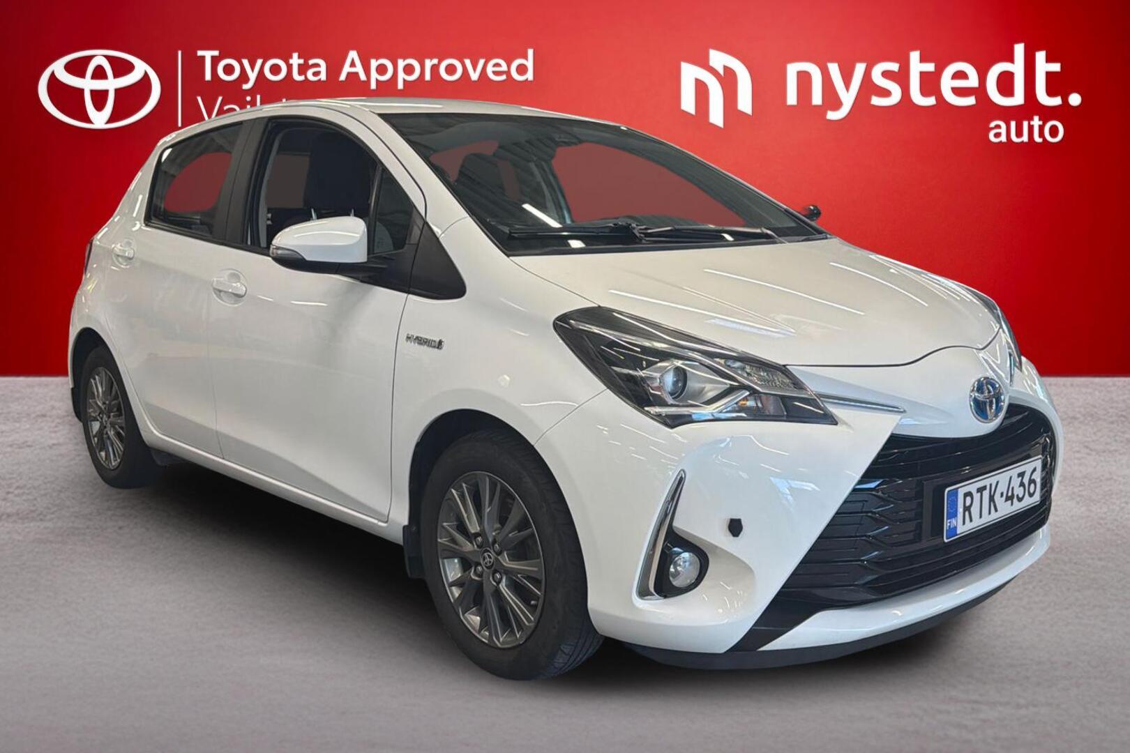 TOYOTA Yaris 2017