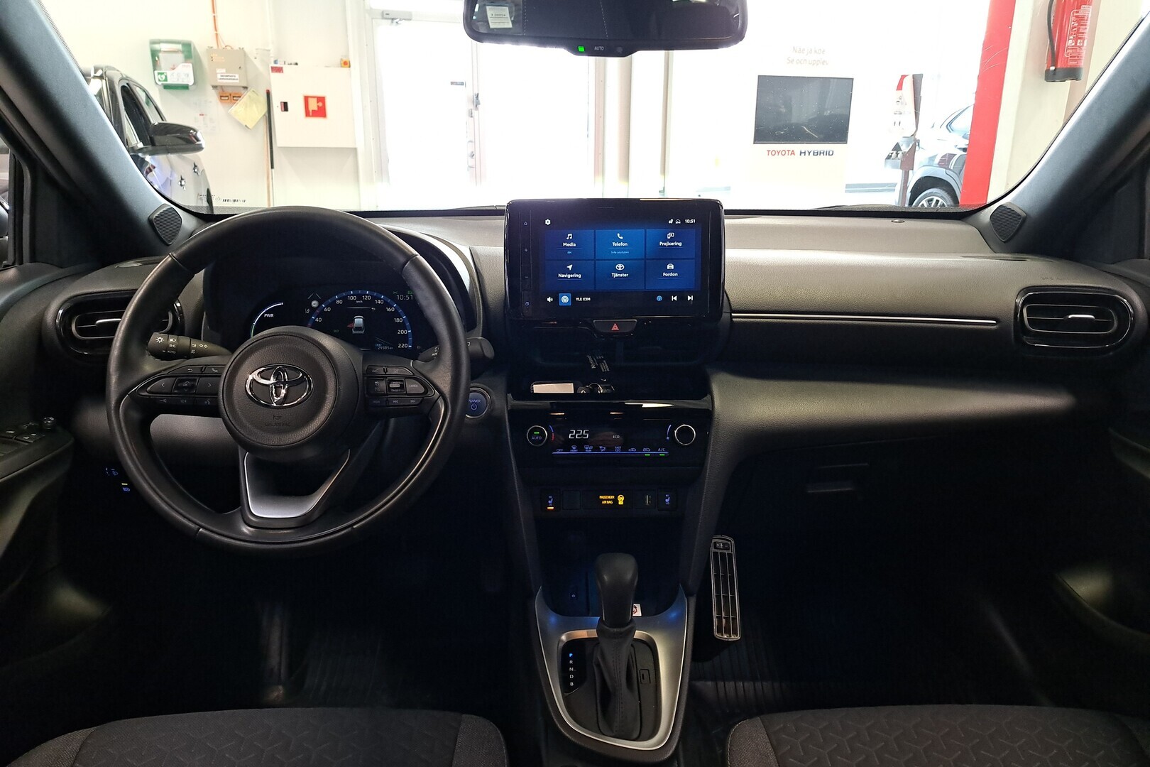 TOYOTA Yaris Cross 2024