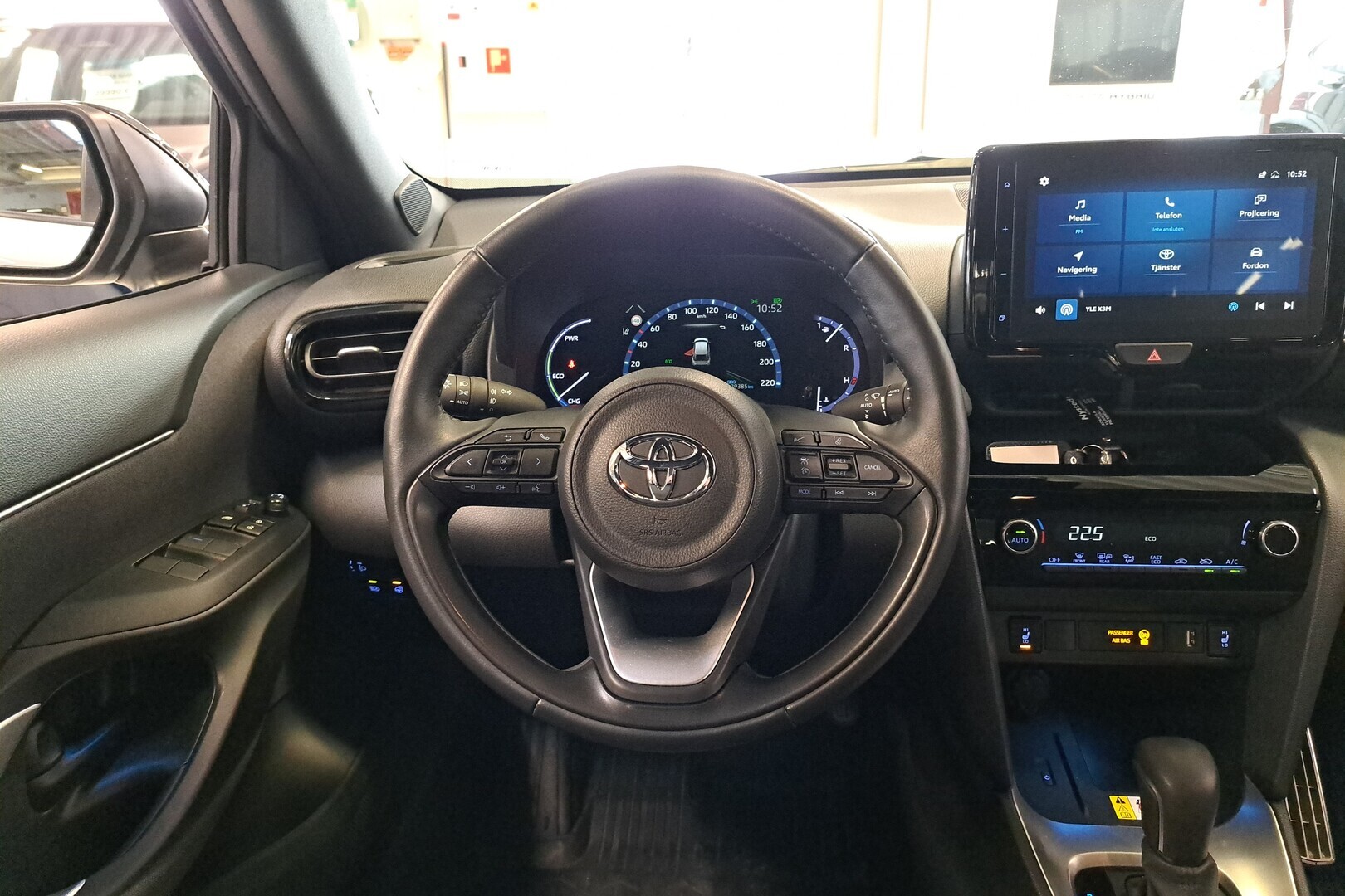 TOYOTA Yaris Cross 2024