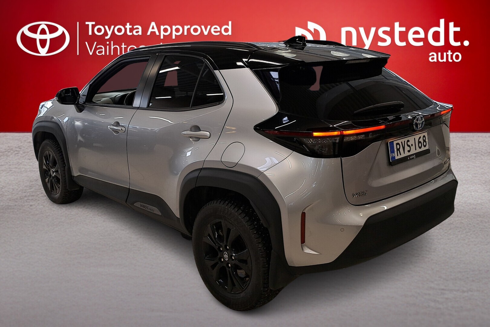 TOYOTA Yaris Cross 2024