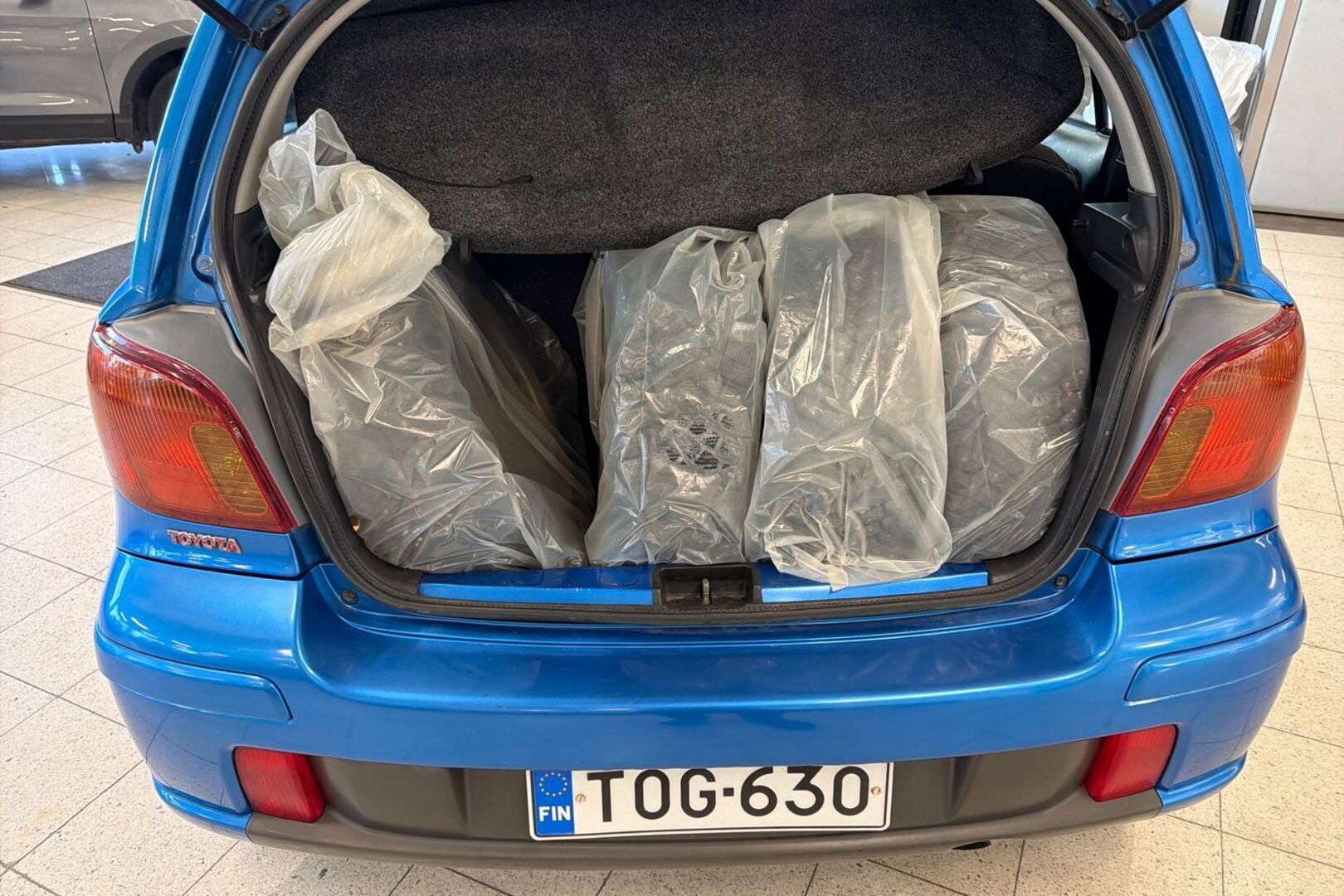 TOYOTA Yaris 2004