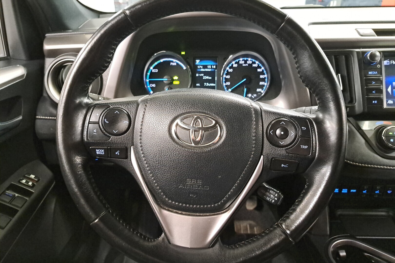 TOYOTA RAV4 2017