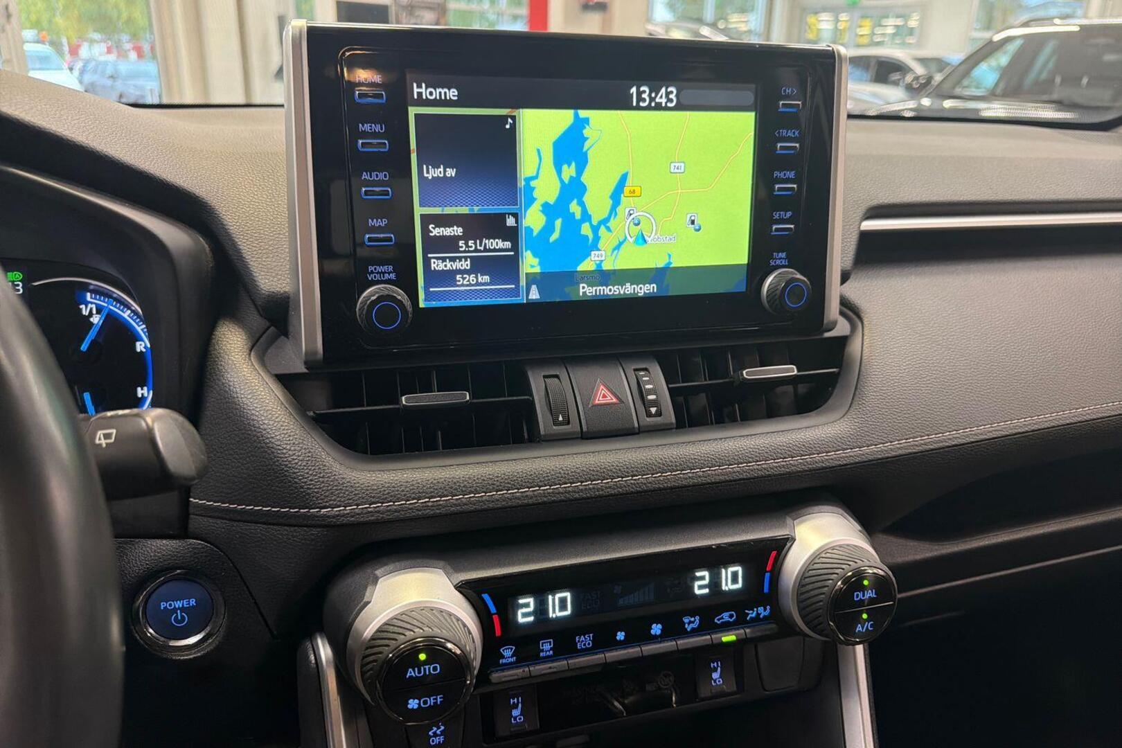 TOYOTA RAV4 2021