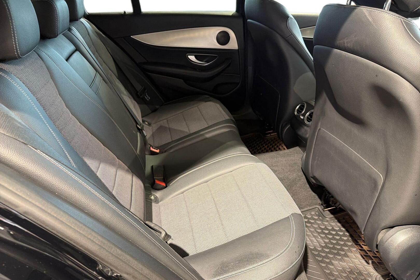 MERCEDES-BENZ E 2017