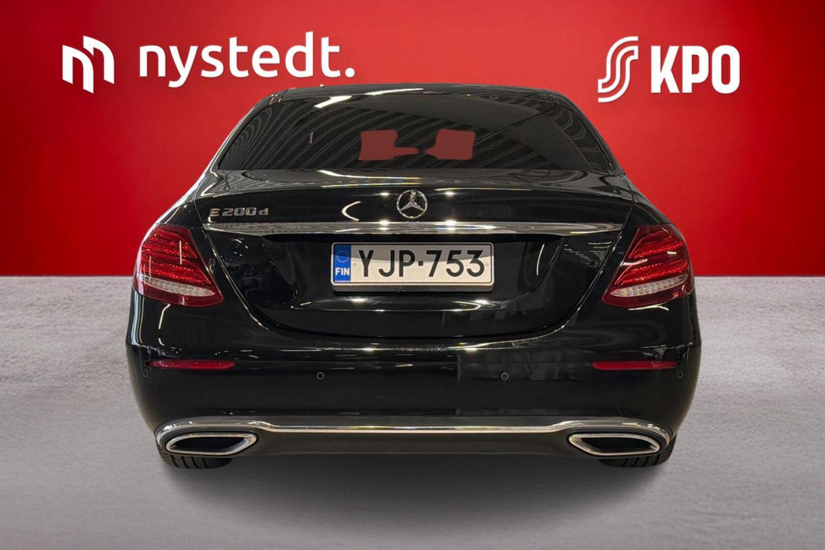 MERCEDES-BENZ E 2017