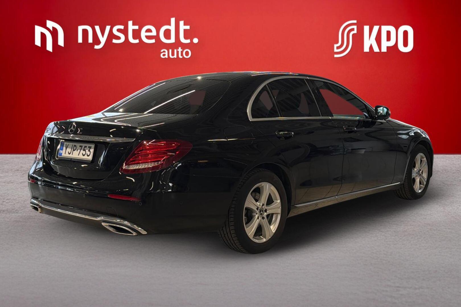 MERCEDES-BENZ E 2017