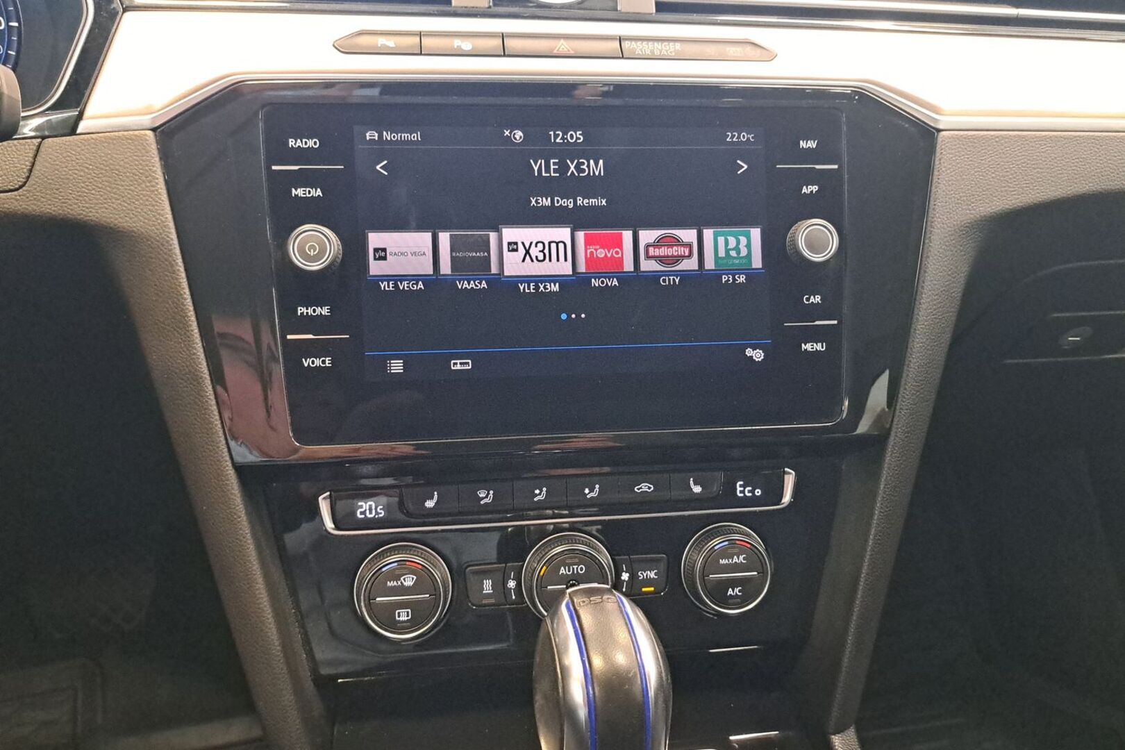 VOLKSWAGEN Passat 2018