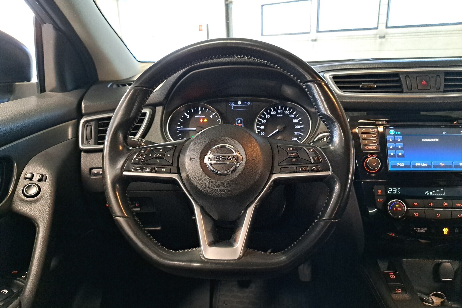 NISSAN Qashqai 2018