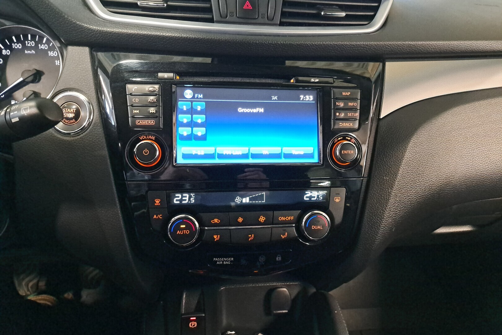 NISSAN Qashqai 2018