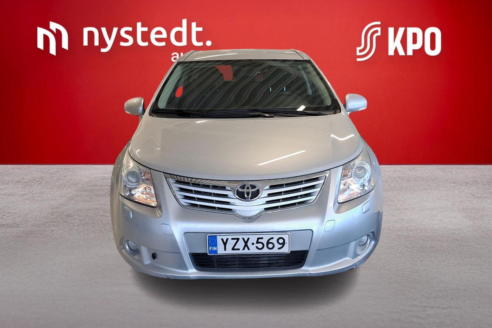 TOYOTA Avensis 2011