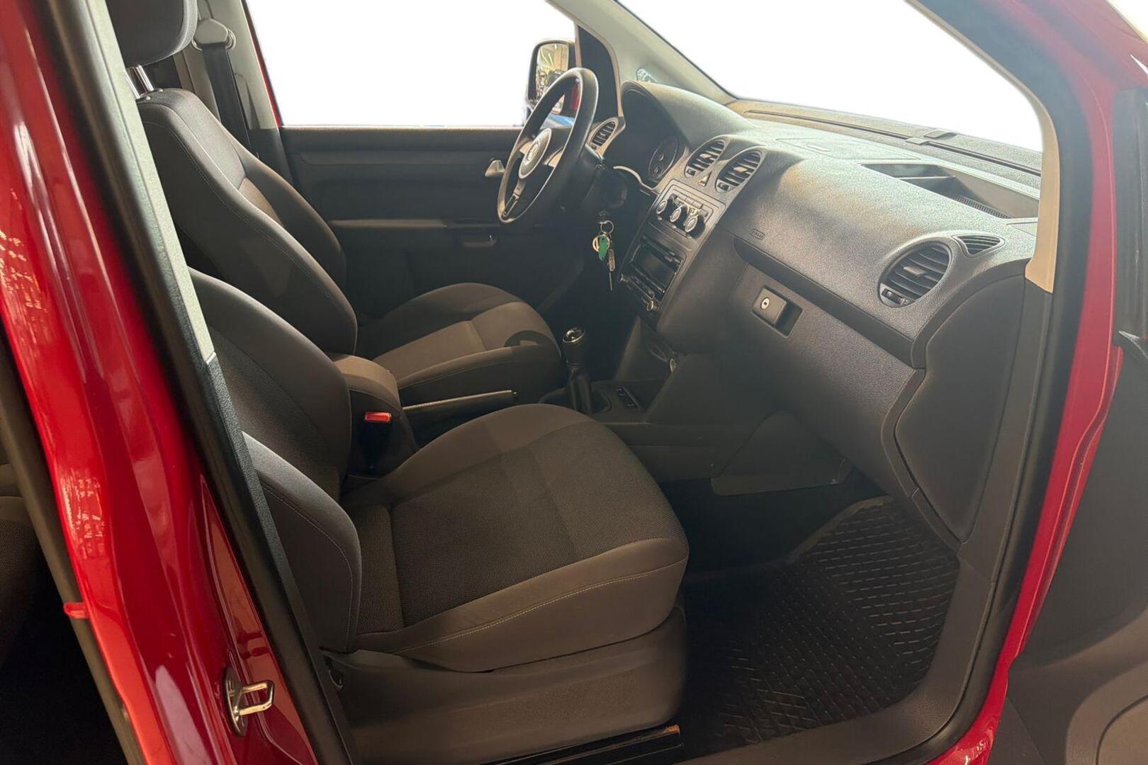 VOLKSWAGEN Caddy Maxi 2015