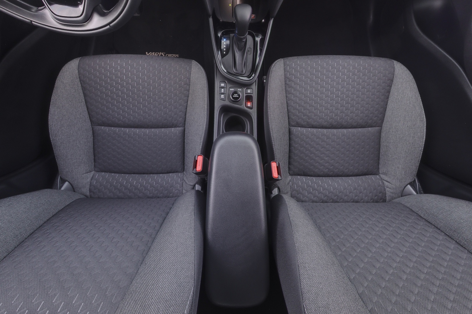 TOYOTA YARIS CROSS 2026