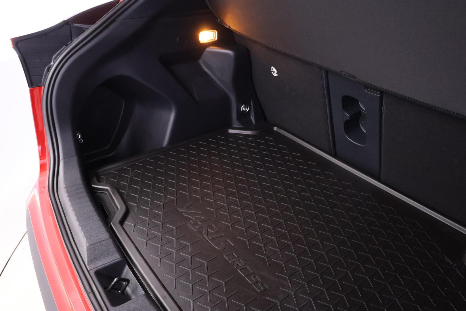 TOYOTA YARIS CROSS 2026