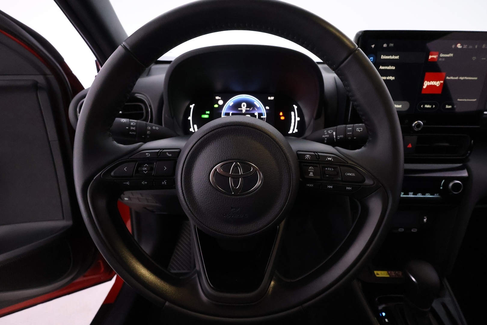 TOYOTA YARIS CROSS 2026