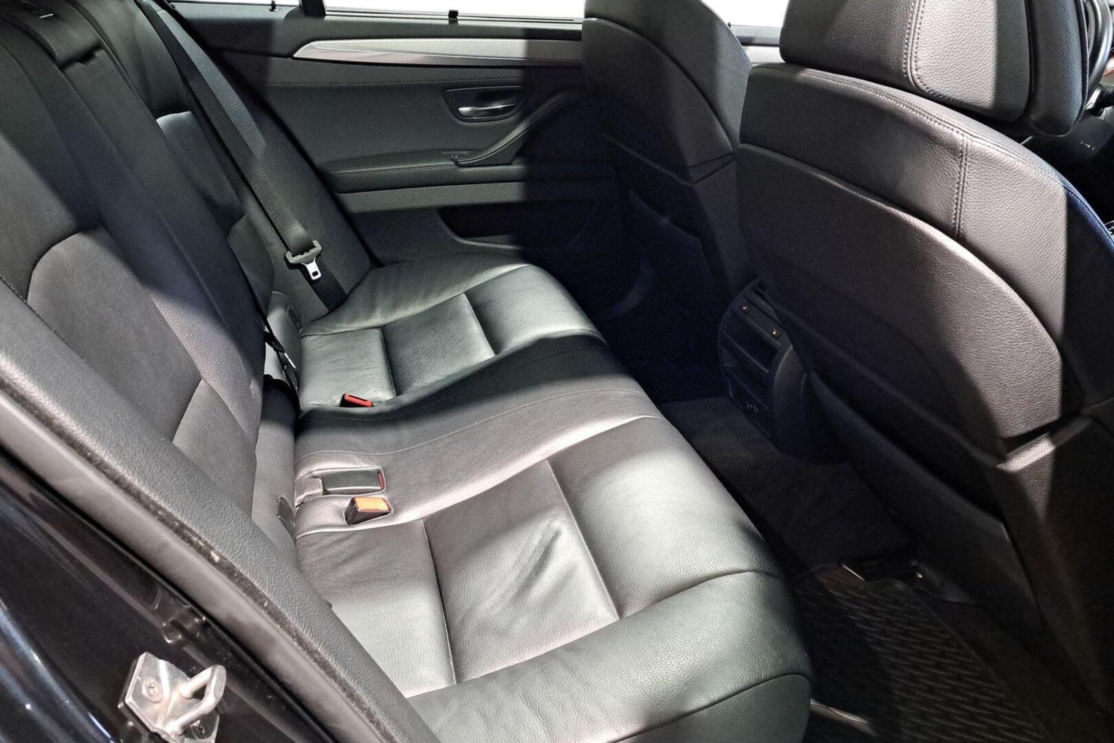 BMW 530 2011