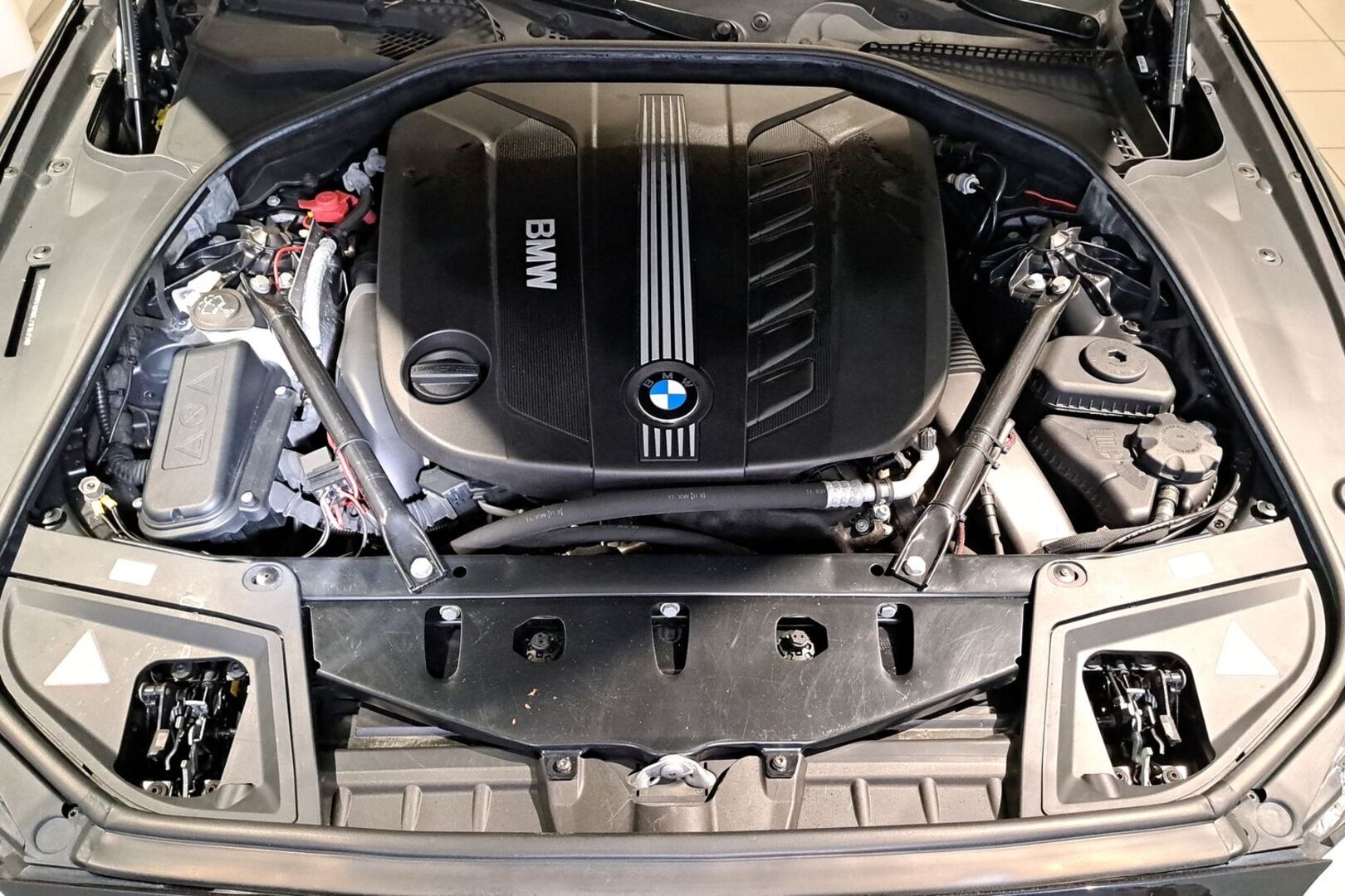 BMW 530 2011