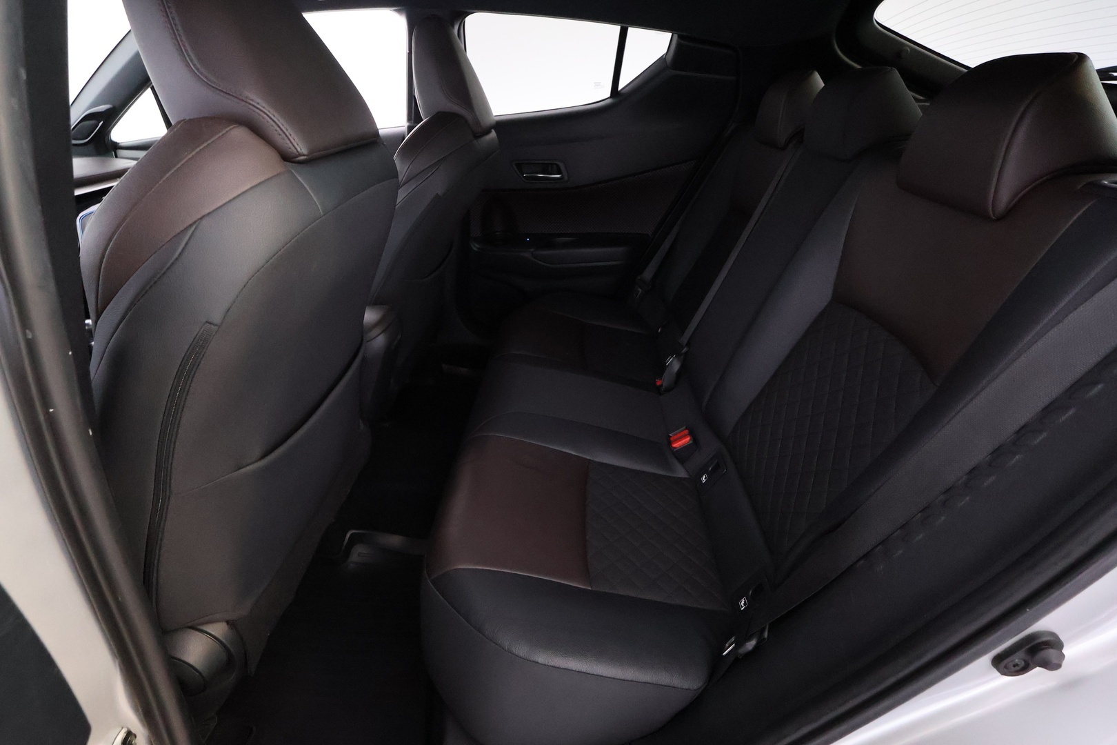 TOYOTA C-HR 2017