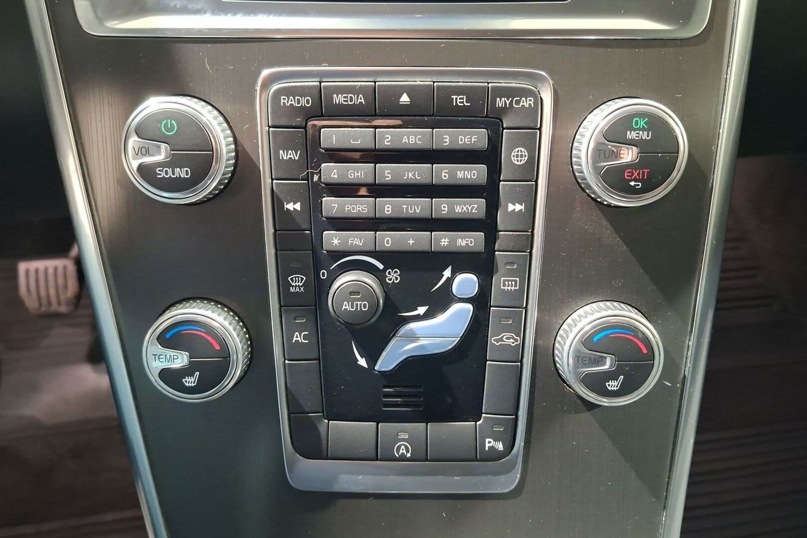 VOLVO XC60 2014