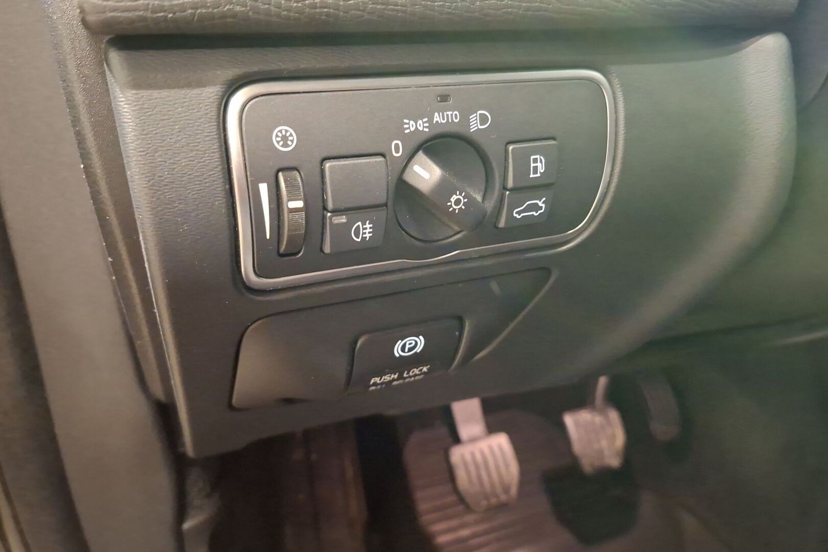 VOLVO XC60 2014