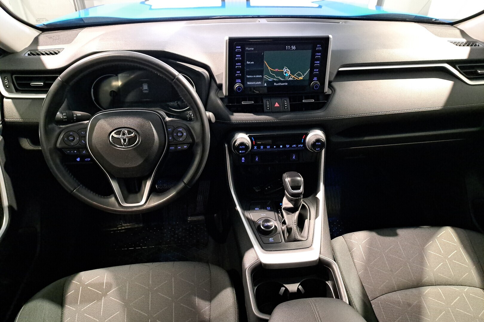 TOYOTA RAV4 2020